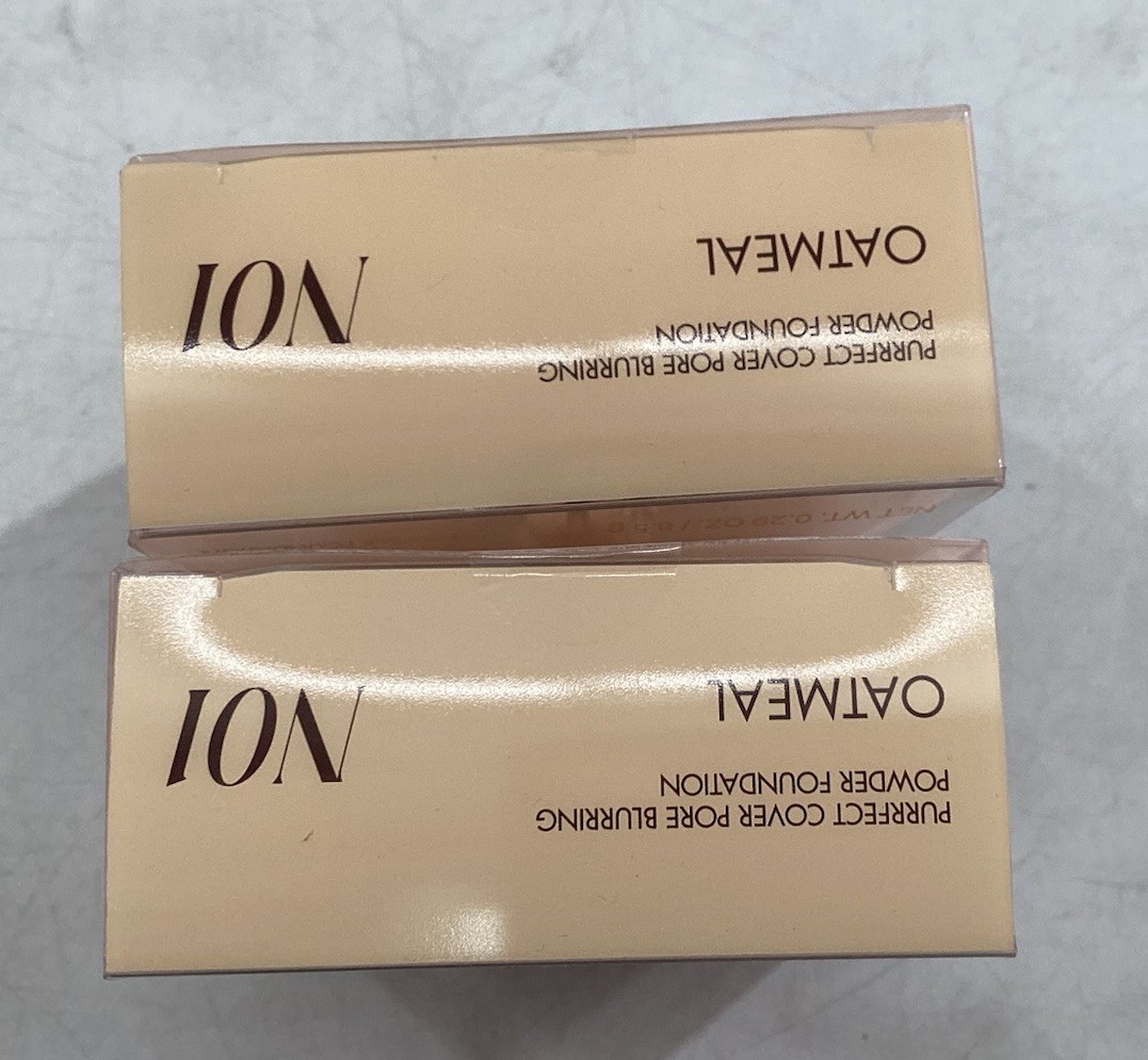 Glosspoppi Pore Blurring Purrfect Cover Powder Foundation N01 Oatmeal 2pk