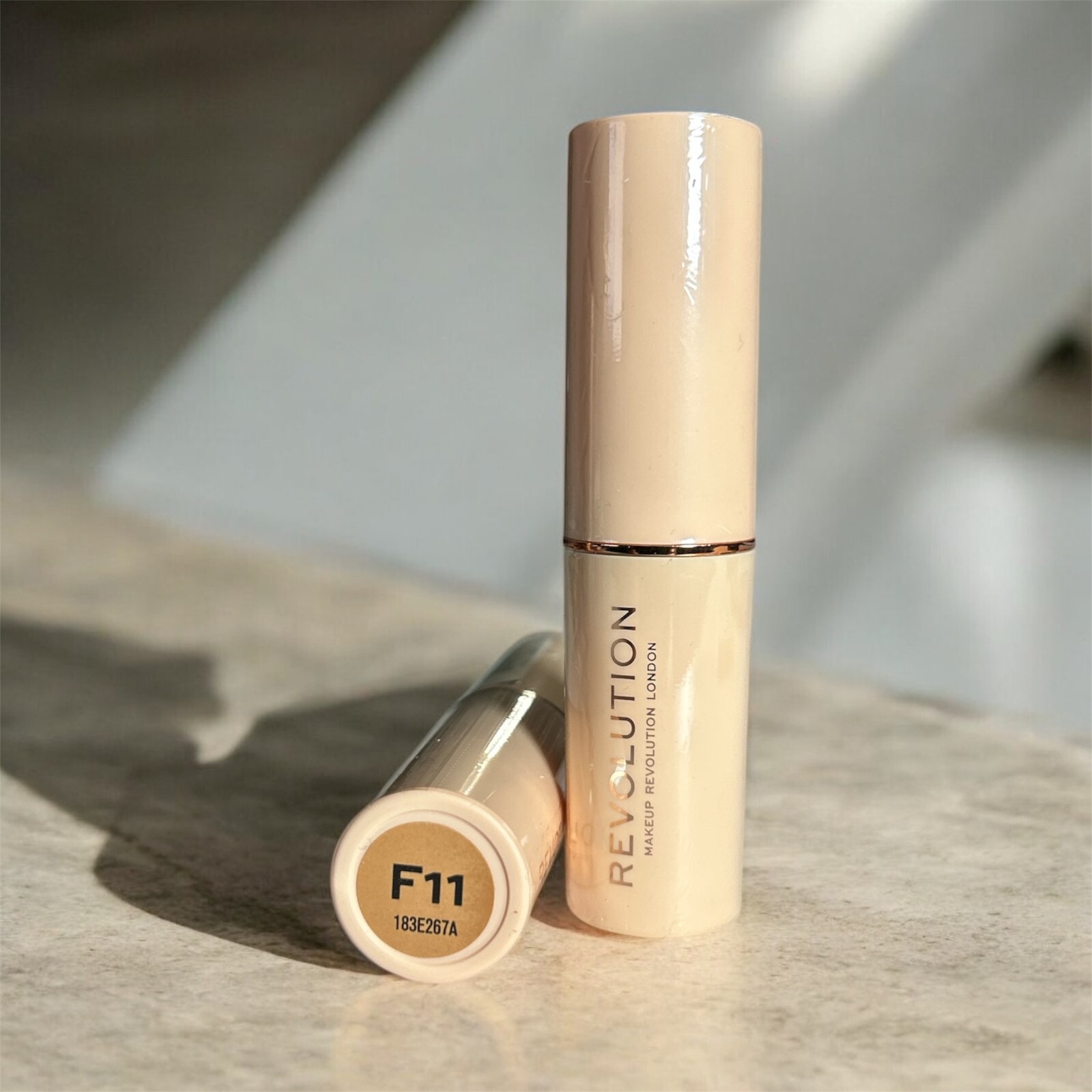 1pc Revolution Makeup Revolution London Fast Base Stick Foundation – F11