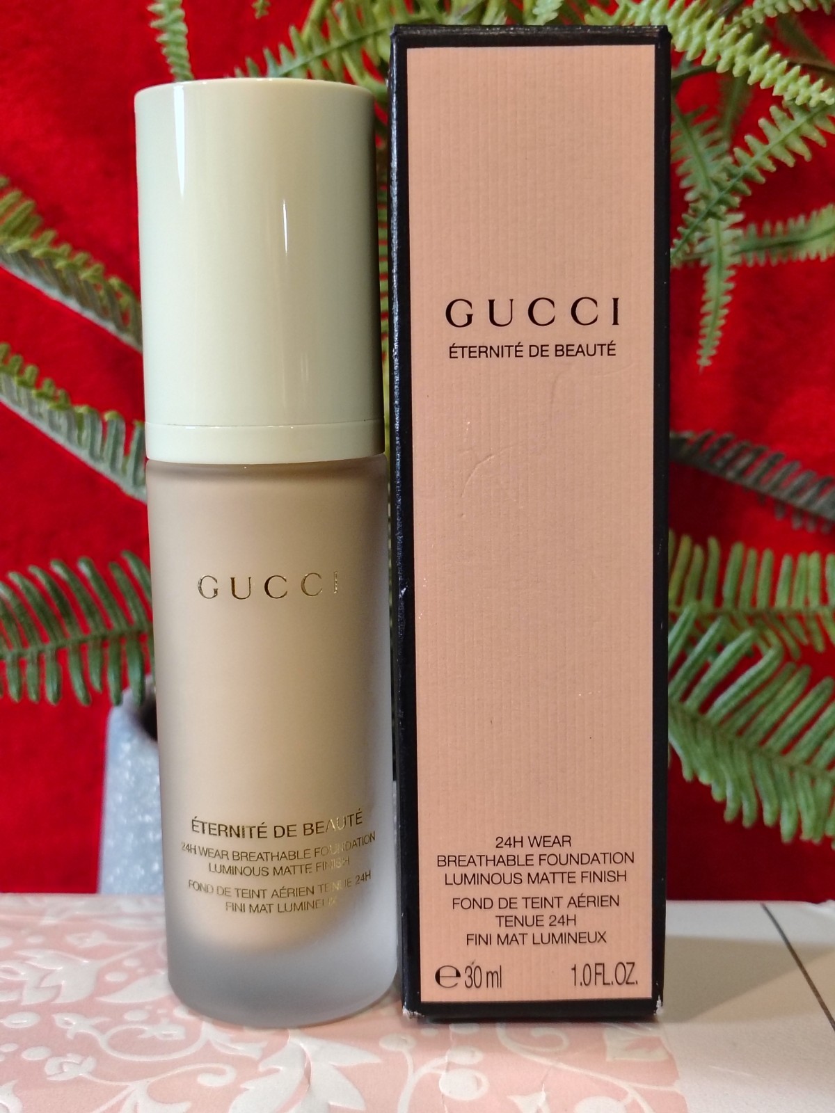 Gucci Foundation 24 Hour Full Coverage Luminous Matte Medium Fair 210N (DETAILS)