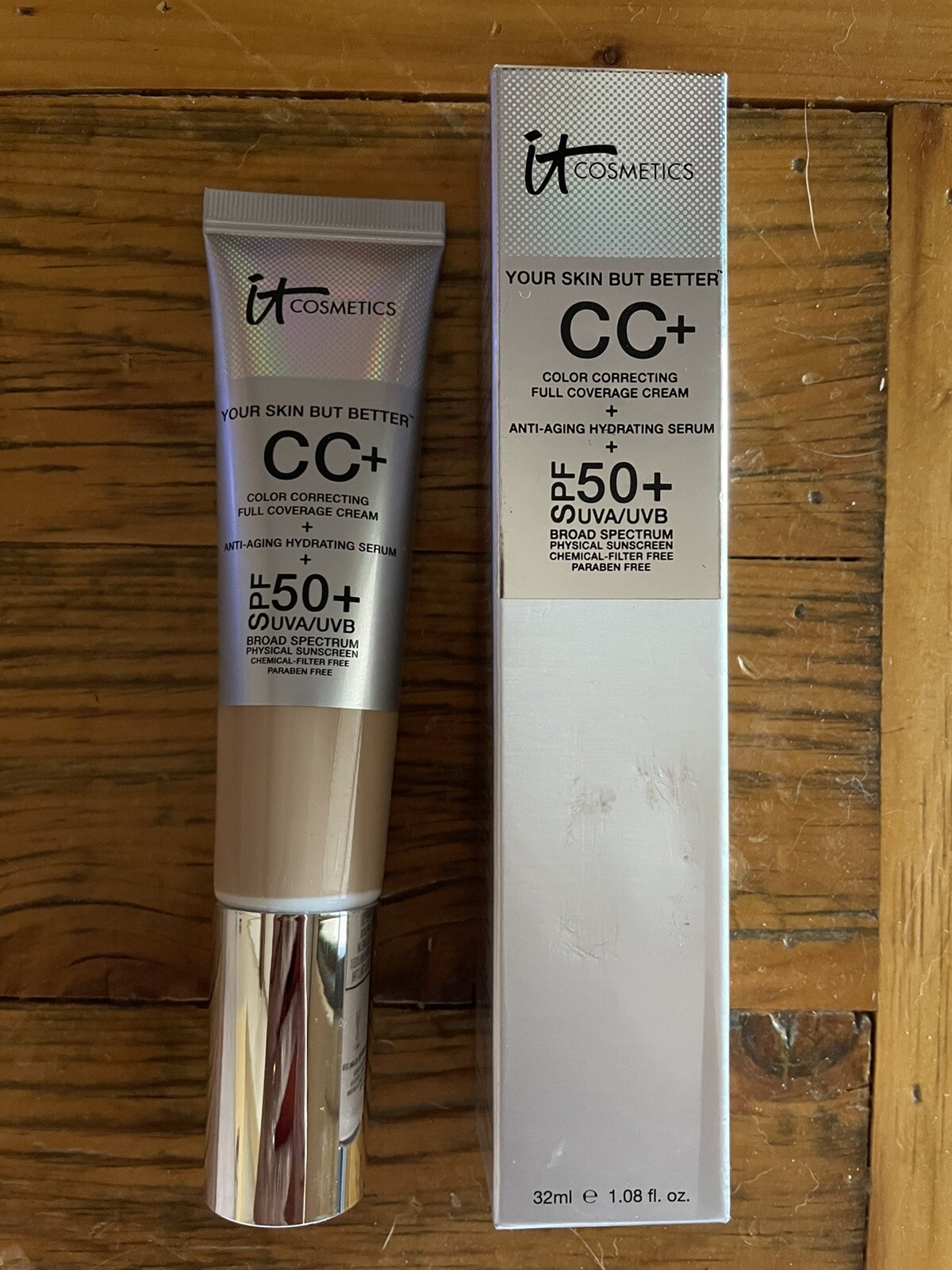 It Cosmetics Your Skin but Better CC Cream With SPF 50 LIGHT 1.08 Oz 11/23