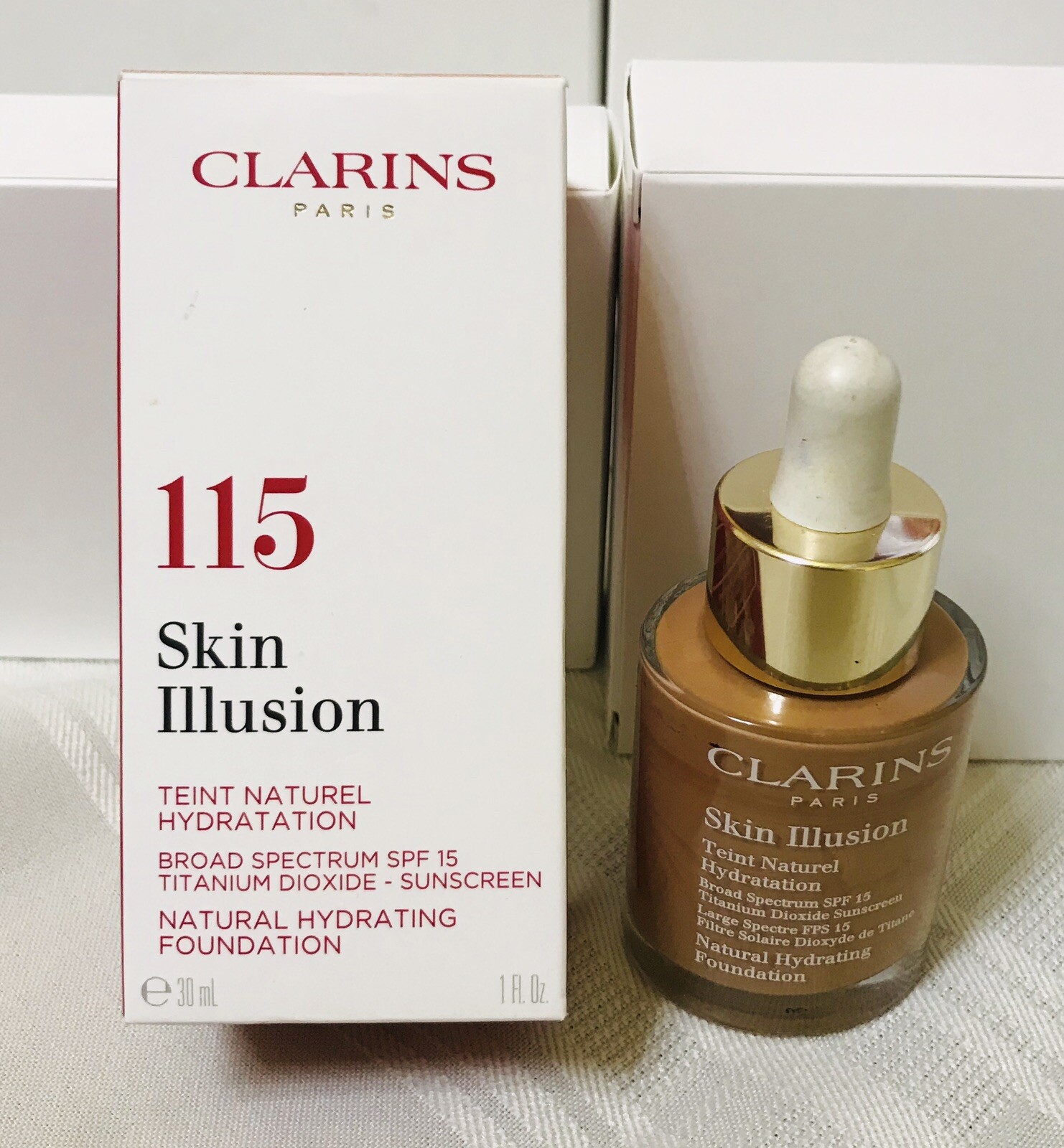 NIB – CLARINS SKIN ILLUSION NATURAL HYDRATING FOUNDATION – 115 – 1 OZ – FULLSIZE