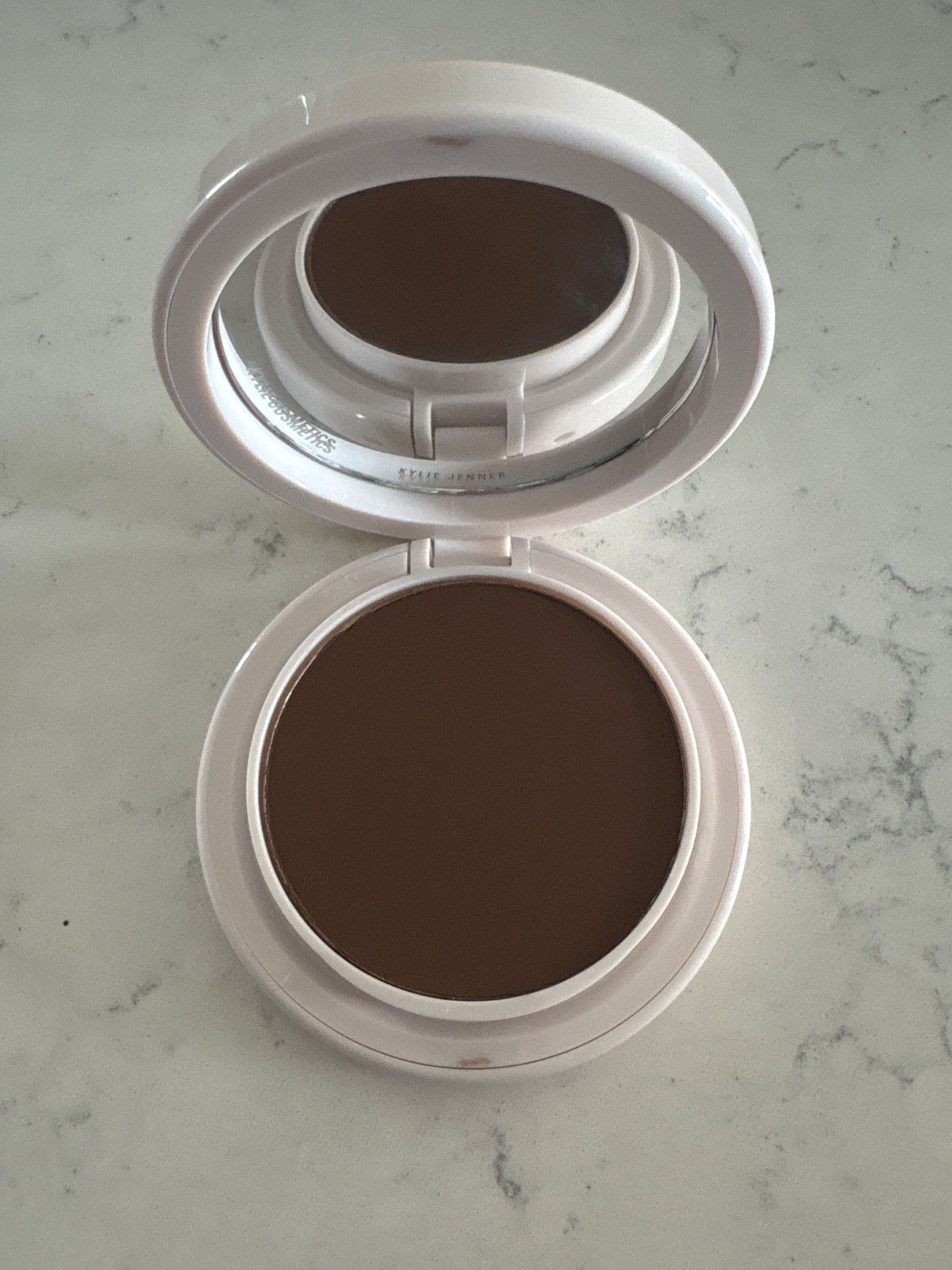 Kylie Cosmetics Natural Blur Powder Foundation Shade 10WN
