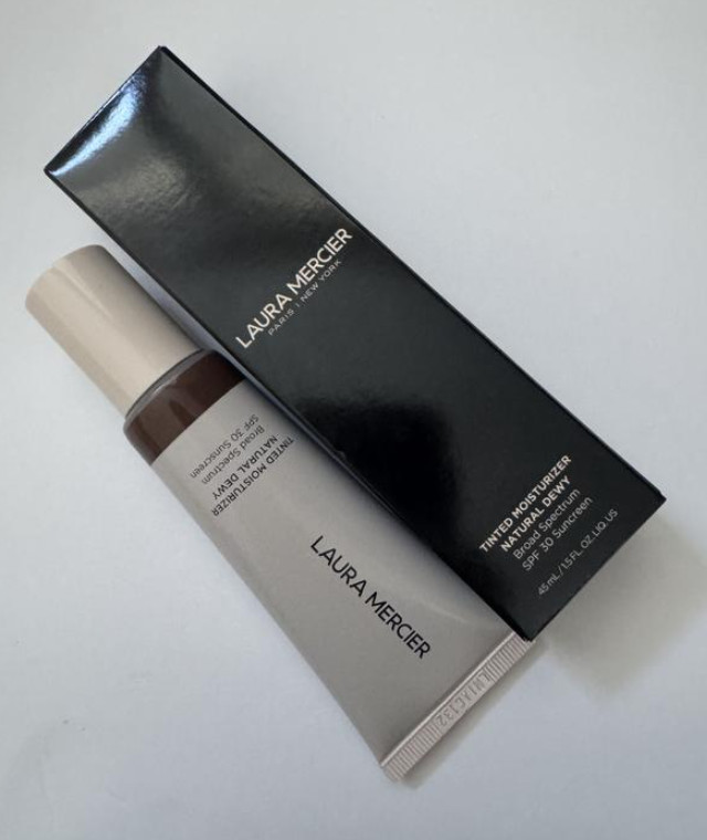 Authentic Laura Mercier Mini Long-Wear Tinted Dewy Skin Tint SPF30,8 SHADES,15mL