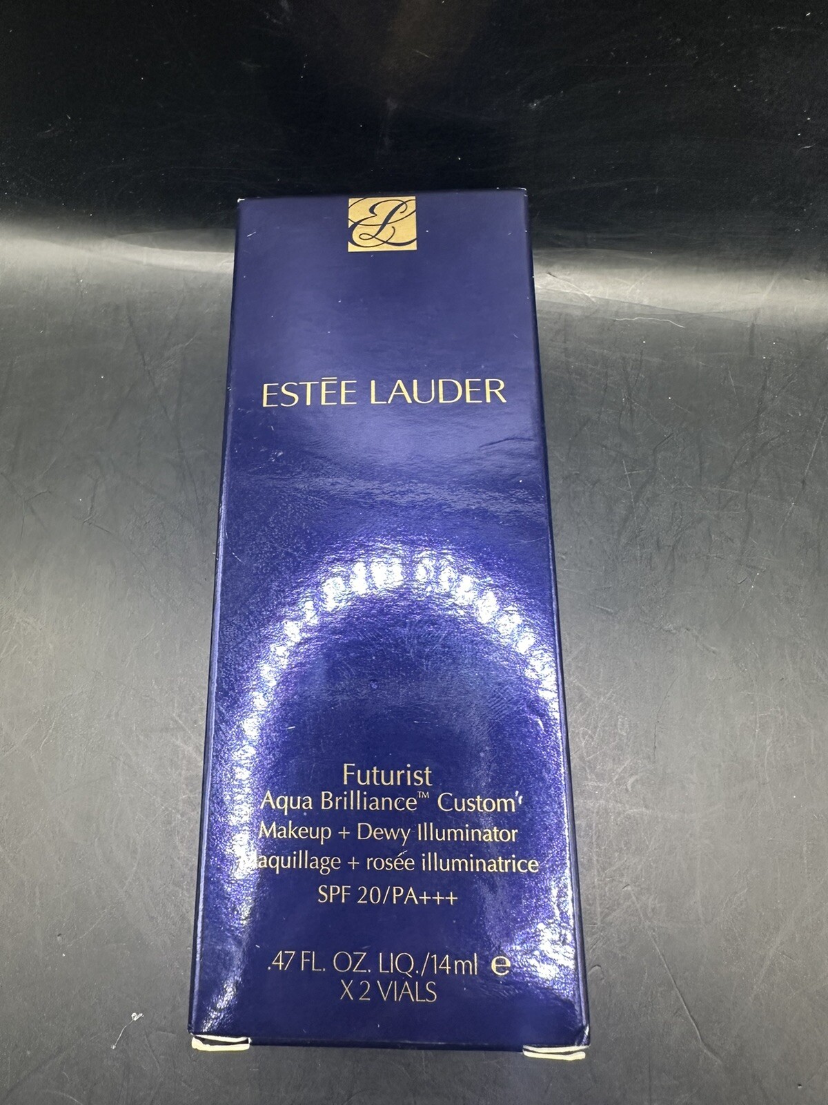 Estee Lauder Futurist Aqua Brilliance Custom Makeup + Dewy Illuminator SPF20/PA+