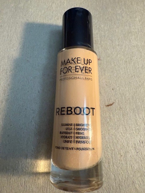Make Up For Ever Foundation 1.01 Fl Oz Reboot Y340 New No Box Free Shipping