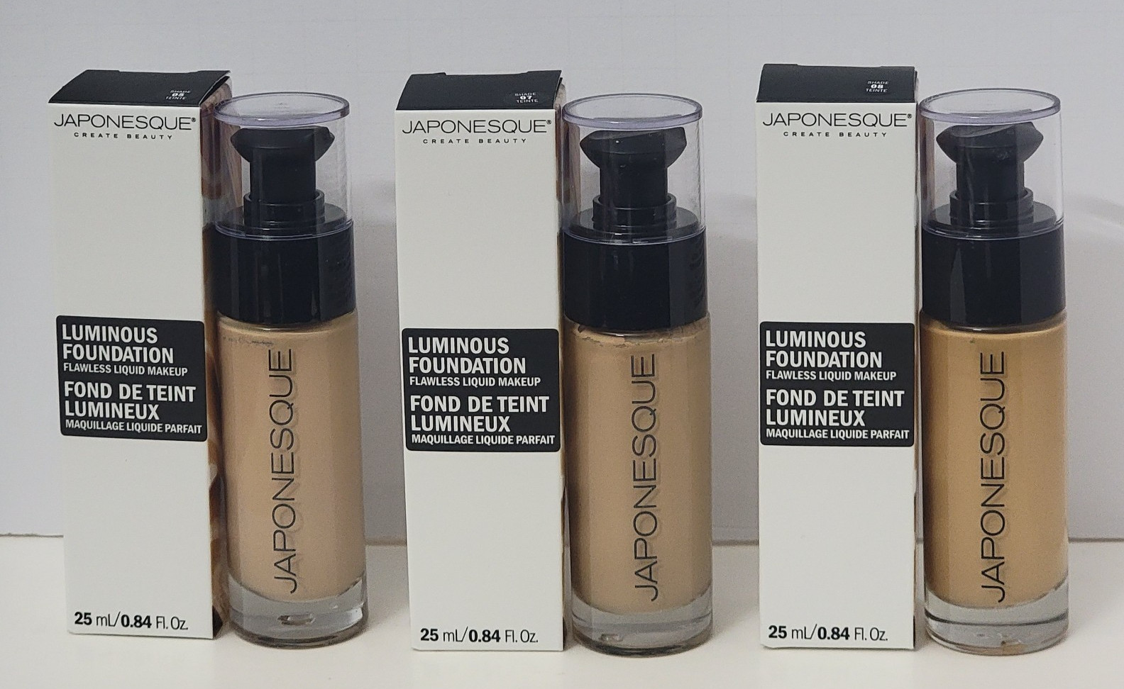 JAPONESQUE LUMINOUS FOUNDATION FLAWLESS LIQUID MAKEUP 0.84 fl oz PICK YOUR SHADE