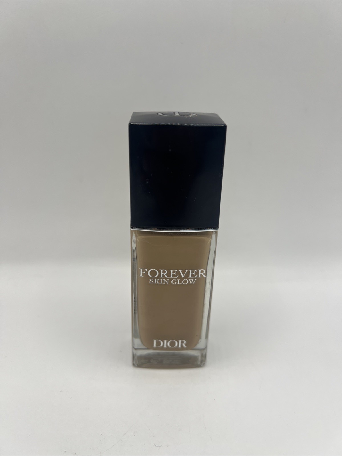 Dior ~ Forever Skin Glow ~ 24hr Wear Radiant Foundation ~ 3.5N – 1oz