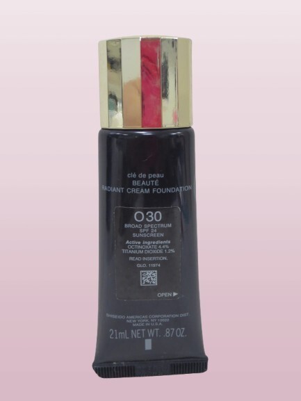 CLE DE PEAU RADIANT CREAM FOUNDATION SPF24 SUNSCREEN O30 MEDIUM OCHER 0.87 OZ
