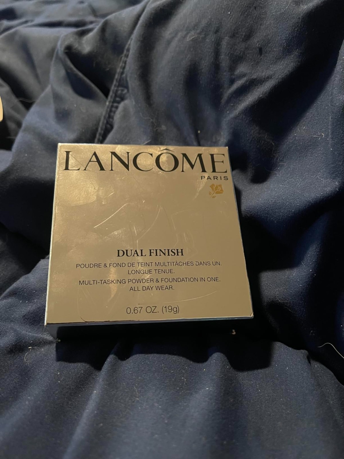 Natural Finish Longwear Powder Foundation – Controls Shine & Lightweight Formula