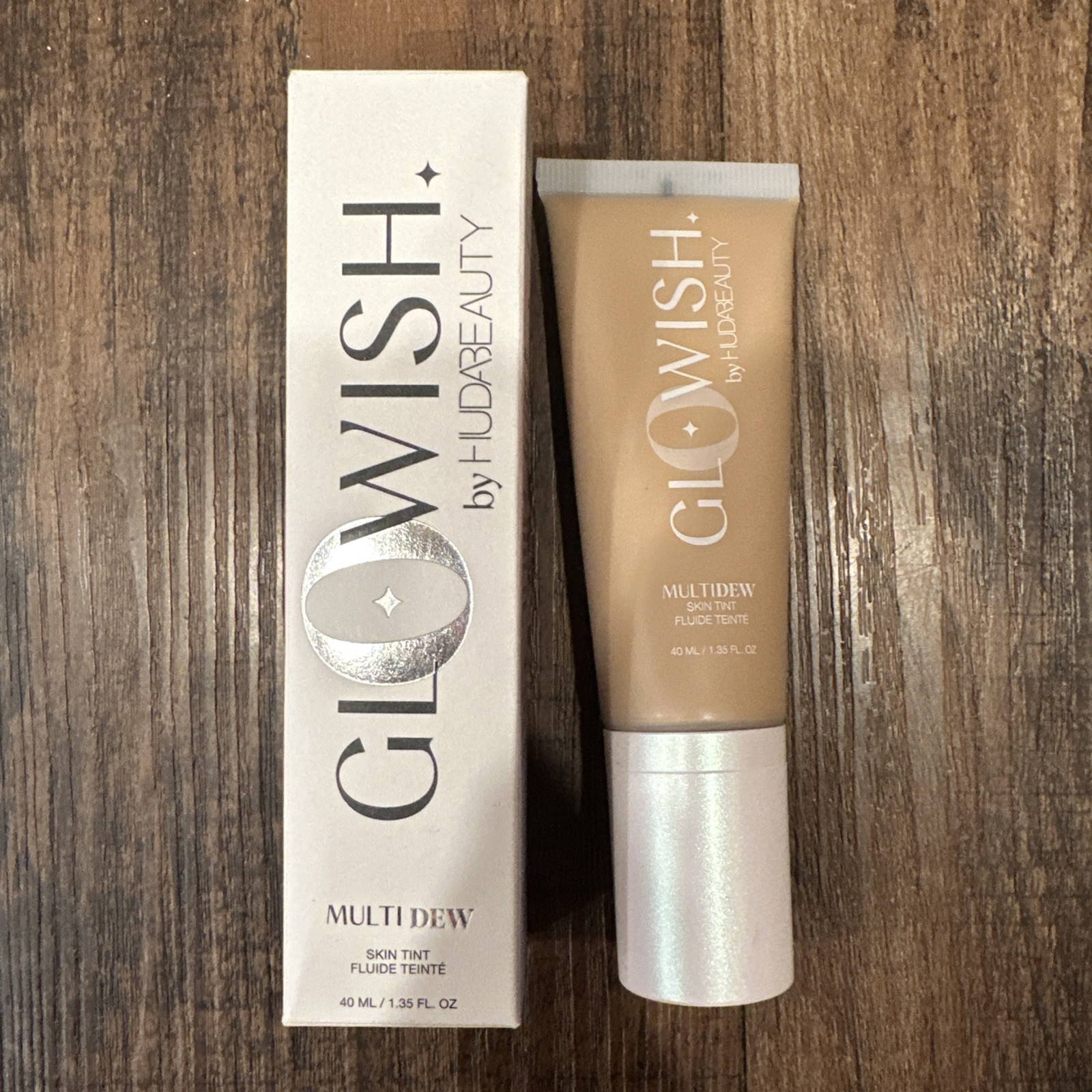 HUDA BEAUTY GloWish Multidew Vegan Skin Tint 40mL (1.35 oz) 06 Med Tan (11867)