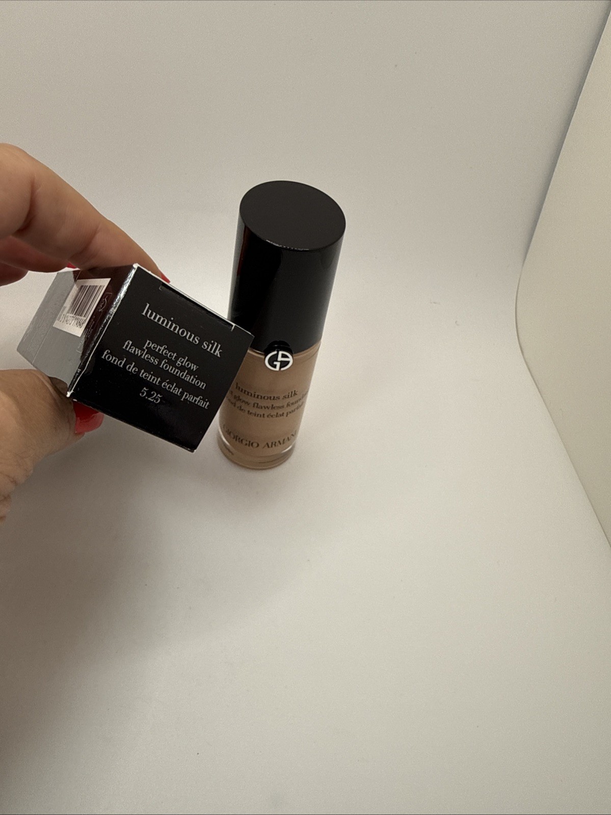 Giorgio Armani Luminous Silk Foundation 5.25 18ml 0.6 oz New In Box