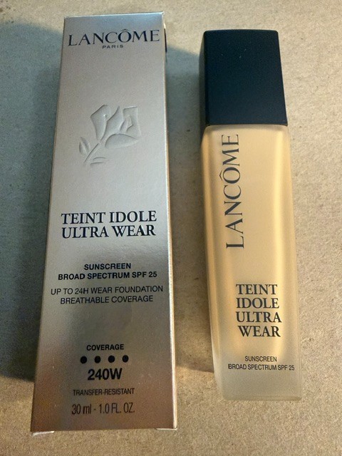 Lancome Teint Idole Ultra Wear Foundation SPF 25 240W NIB 30ml 1.0 oz Exp 07/27